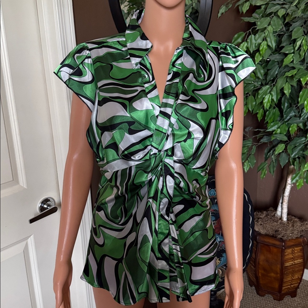 Violet & Claire Size M Green/Black/White